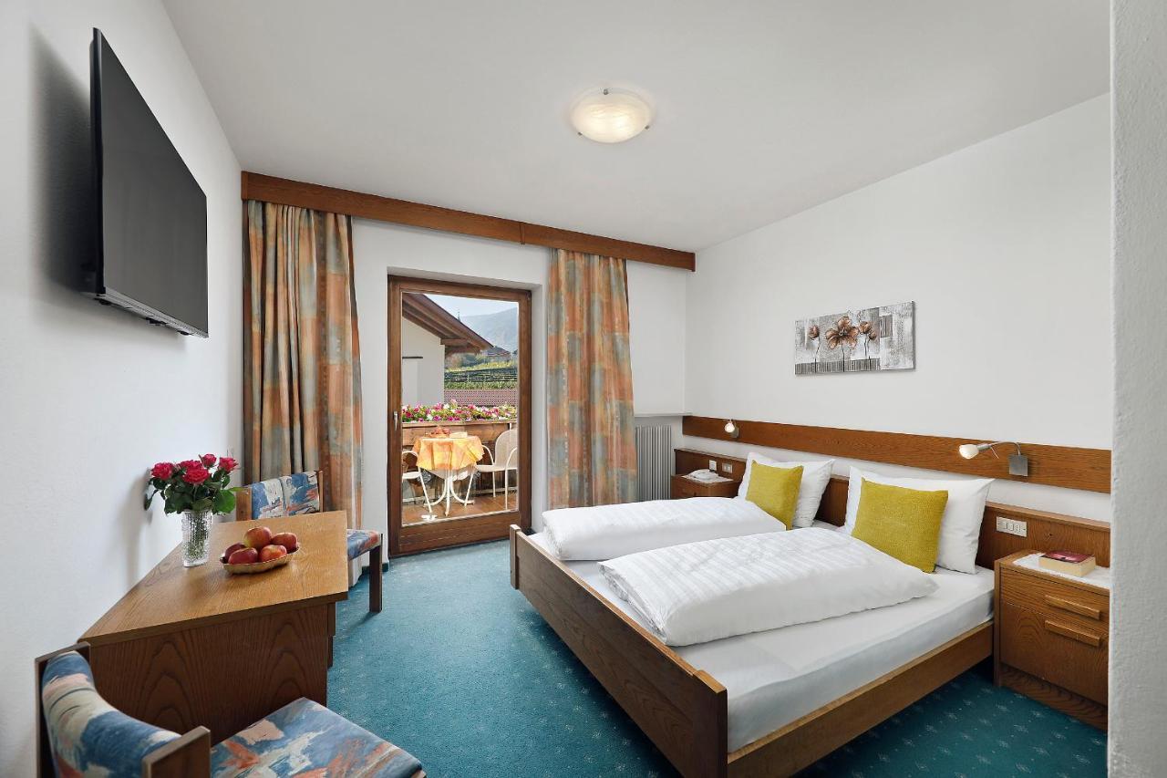 Pension Pichler Tirolo Exterior photo